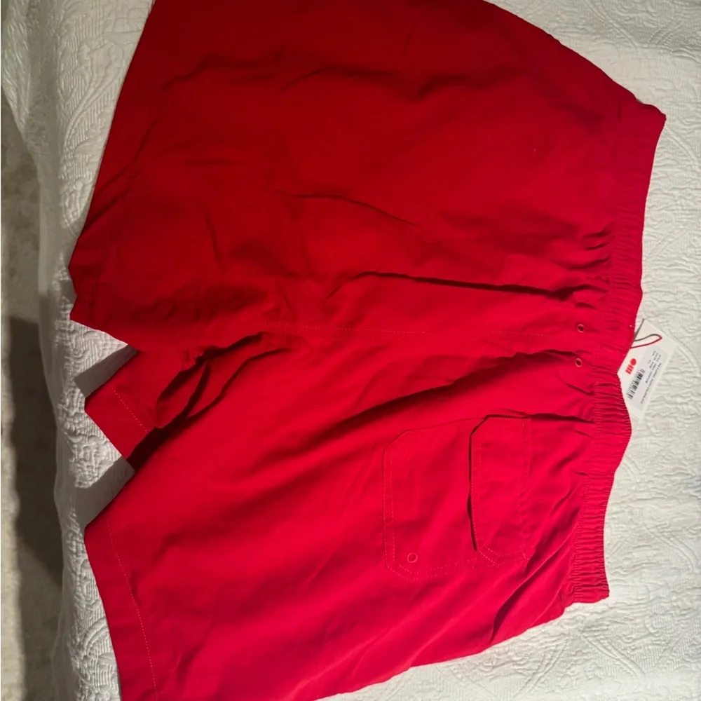 NWT Solid and Striped Men’s XL bathing suit